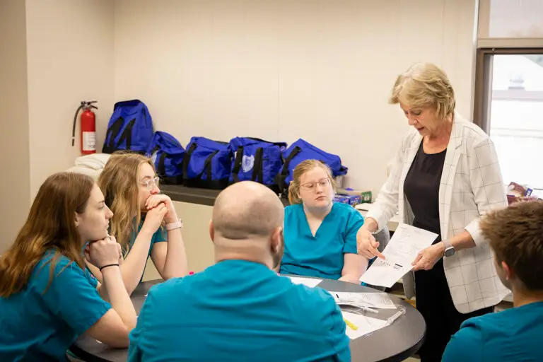 Tammy Sanfilippo with Nursing Students